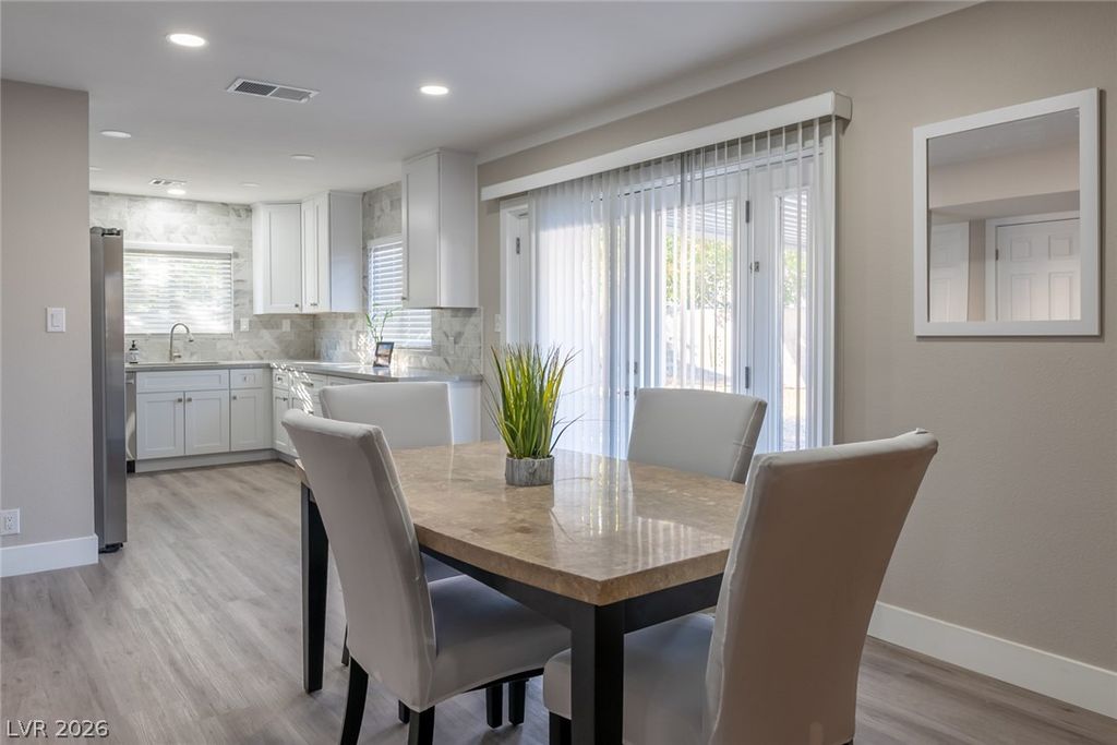 2684 Palma Vista Avenue, Las Vegas, NV 89121 — photo 3