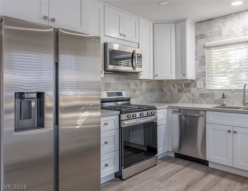 2684 Palma Vista Avenue, Las Vegas, NV 89121 — photo 4