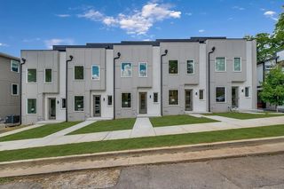 1261 John St, Nashville, TN 37210