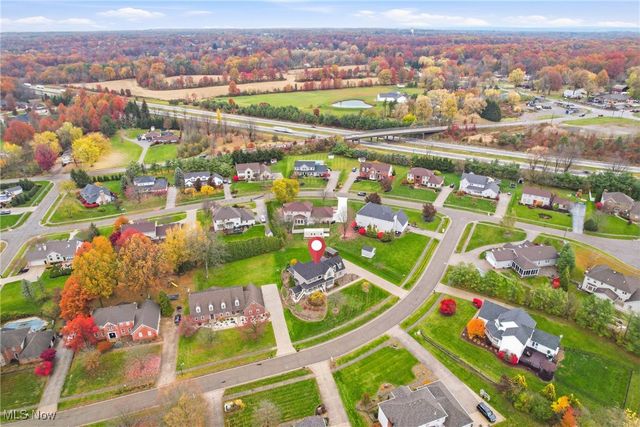 52 Lakhani Lane, Canfield, OH 44406