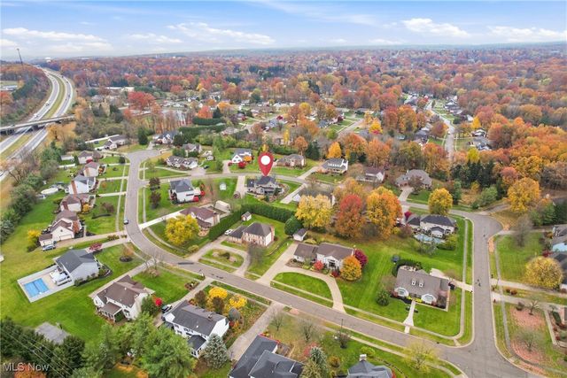 52 Lakhani Lane, Canfield, OH 44406