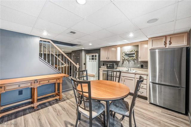 52 Lakhani Lane, Canfield, OH 44406