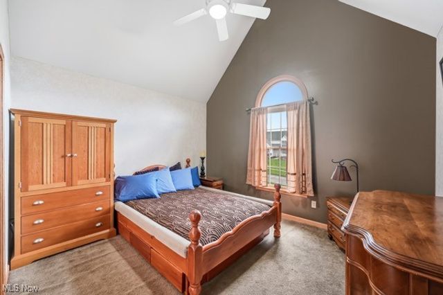 52 Lakhani Lane, Canfield, OH 44406