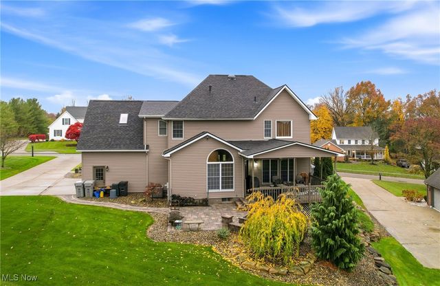 52 Lakhani Lane, Canfield, OH 44406