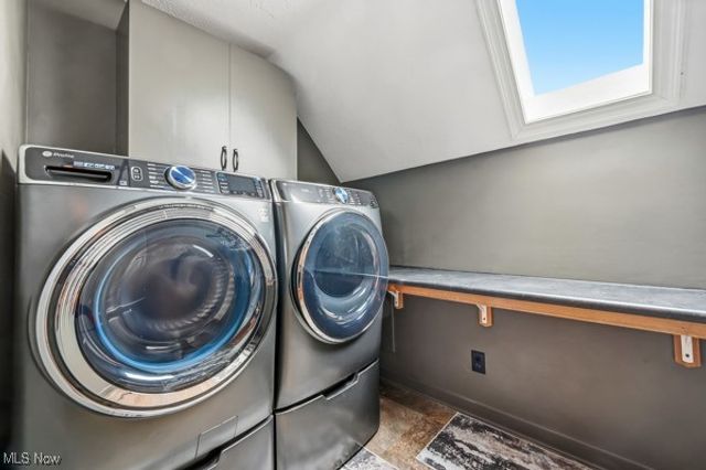 52 Lakhani Lane, Canfield, OH 44406