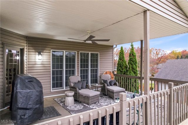 52 Lakhani Lane, Canfield, OH 44406