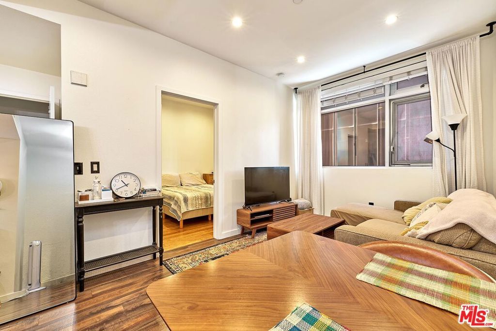 630 W 6th Street 313, Los Angeles, CA 90017 — photo 3
