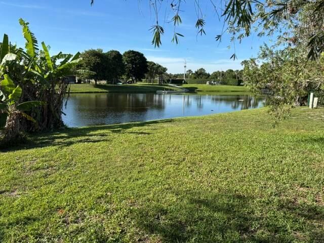 12706 Westhampton Circle, Wellington, FL 33414