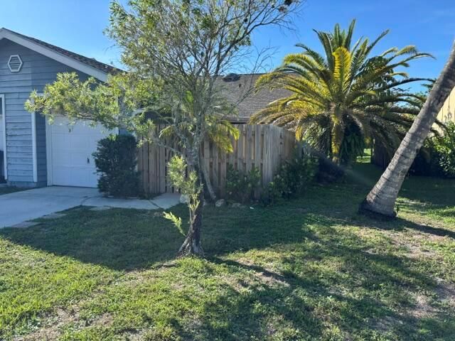 12706 Westhampton Circle, Wellington, FL 33414
