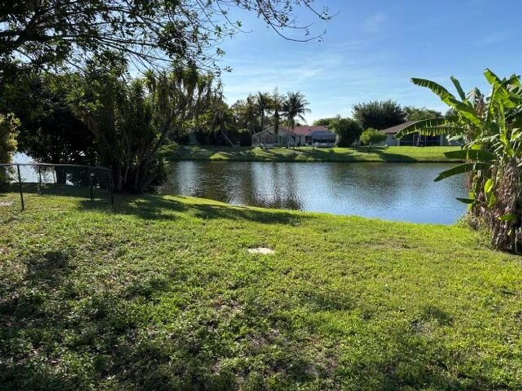 12706 Westhampton Circle, Wellington, FL 33414