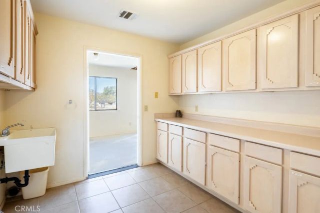 6425 Indian Cove Road, 29 Palms, CA 92277