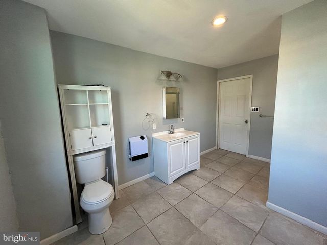 1613 WALNUT ST, Ashland, PA 17921