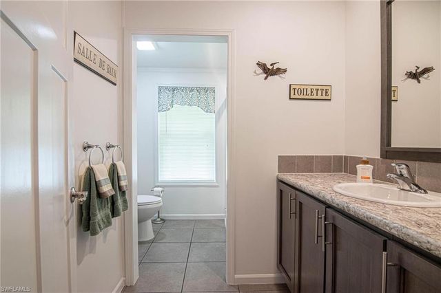 417 Snead DR, North Fort Myers, FL 33903