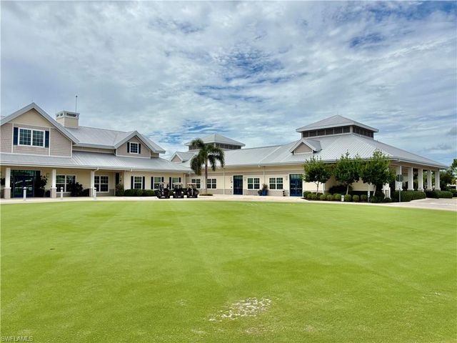 417 Snead DR, North Fort Myers, FL 33903