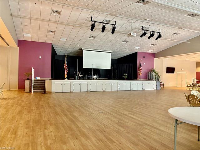 417 Snead DR, North Fort Myers, FL 33903