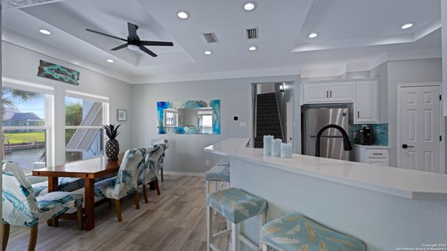 303 Square Rigger, Rockport, TX 78382