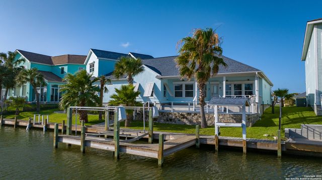 303 Square Rigger, Rockport, TX 78382
