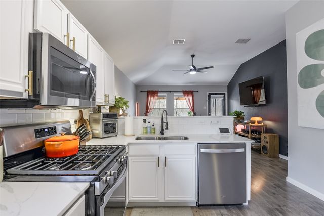 3040 Spotted Owl Drive, Fort Worth, TX 76244