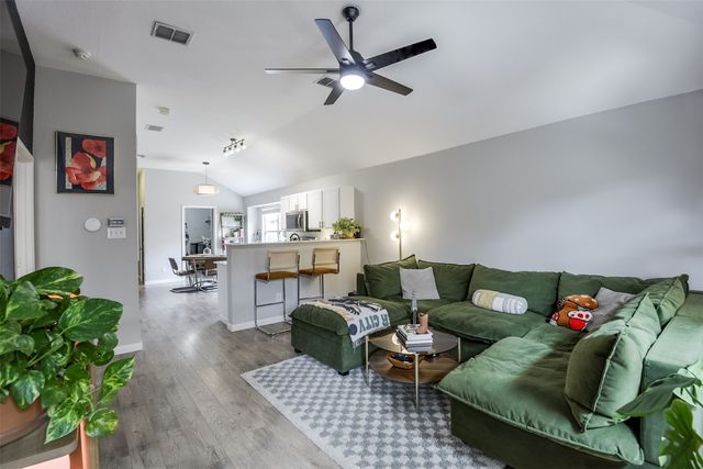 3040 Spotted Owl Drive, Fort Worth, TX 76244