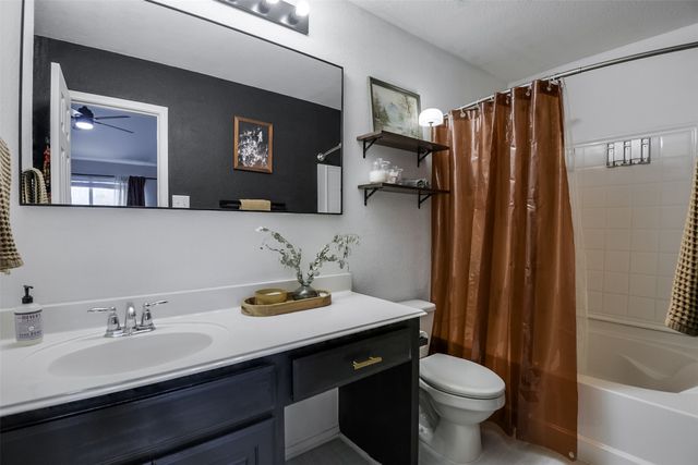 3040 Spotted Owl Drive, Fort Worth, TX 76244