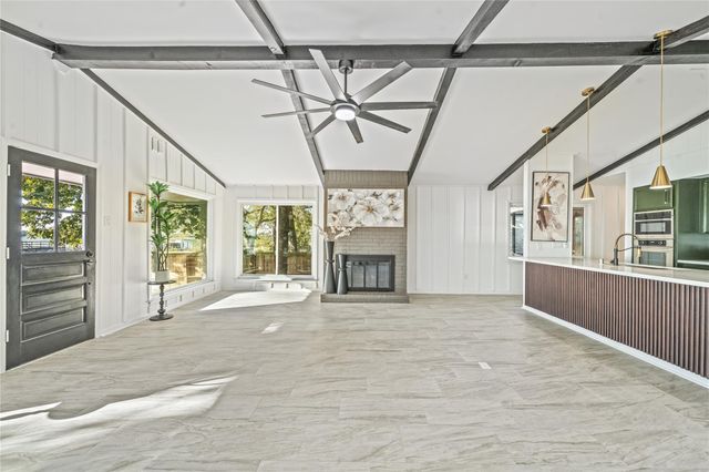 21063 Flaming Arrow Trail, Crosby, TX 77532