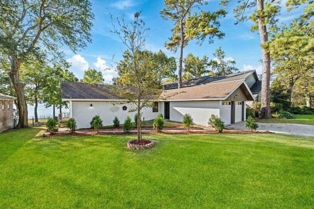 21063 Flaming Arrow Trail, Crosby, TX 77532