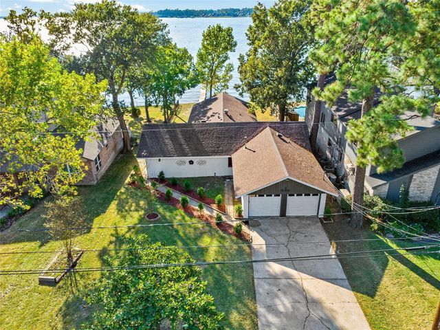 21063 Flaming Arrow Trail, Crosby, TX 77532