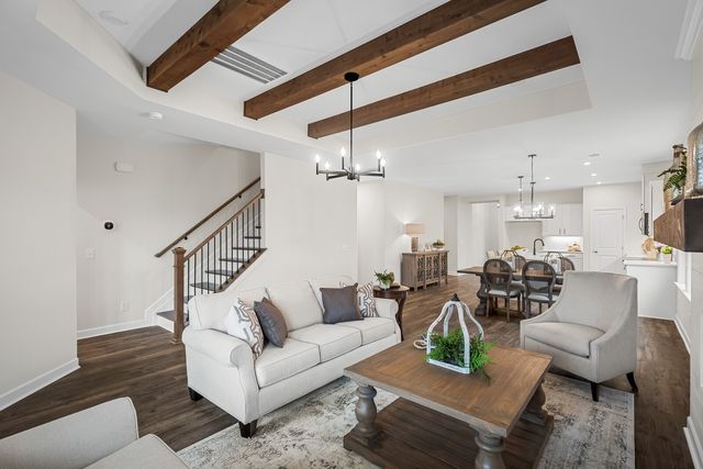 1925 Hildebrand Lane, Columbia, TN 38401