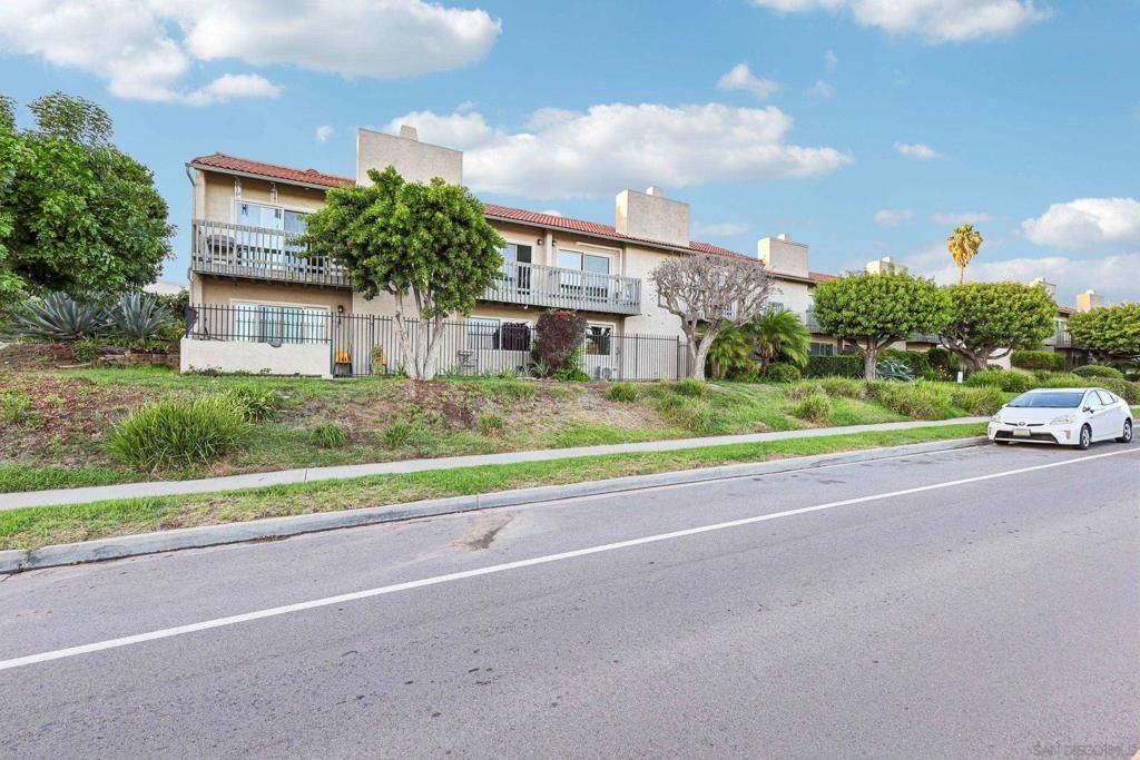 31908 Del Cielo Este 4C, Bonsall, CA 92003 — photo 5