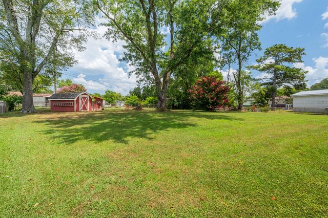 40 Rosemart Circle, Rossville, GA 30741