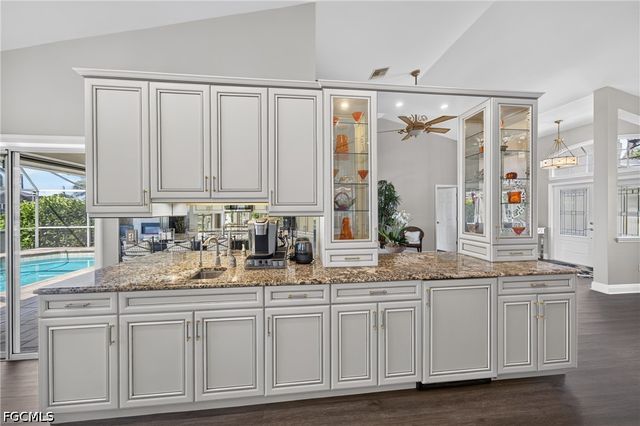1425 SW 50th ST, Cape Coral, FL 33914