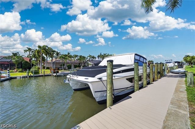 1425 SW 50th ST, Cape Coral, FL 33914