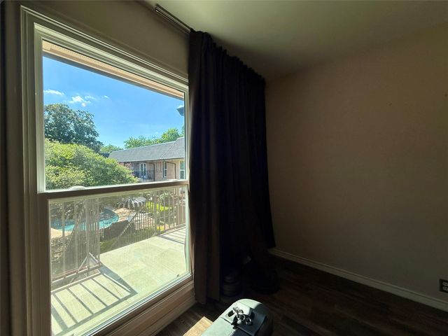 7830 Meadow Park Drive 209, Dallas, TX 75230