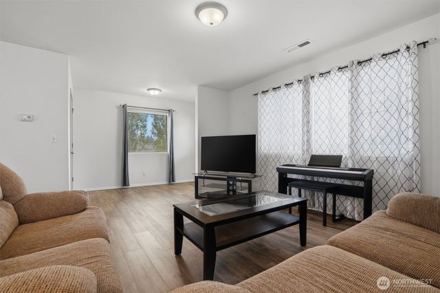 3982 Thimbleberry Place SE, Port Orchard, WA 98366