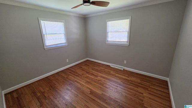 955 3RD AVENUE NW, Alabaster, AL 35007