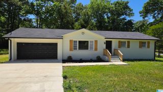 955 3RD AVENUE NW, Alabaster, AL 35007
