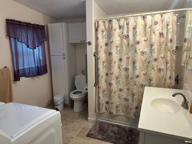 31 Tilton Street, Lowell, MA 01850