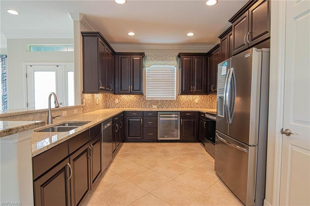 2626 Vareo CT, CAPE CORAL, FL 33991 — photo 2
