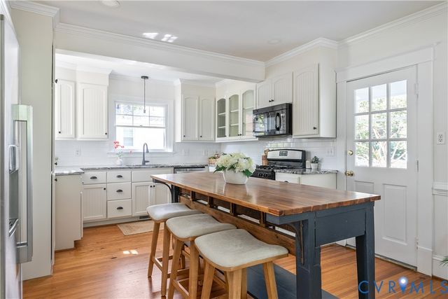 1408 Cedar Ln, Richmond, VA 23225
