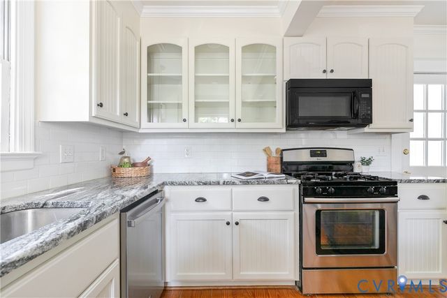 1408 Cedar Ln, Richmond, VA 23225