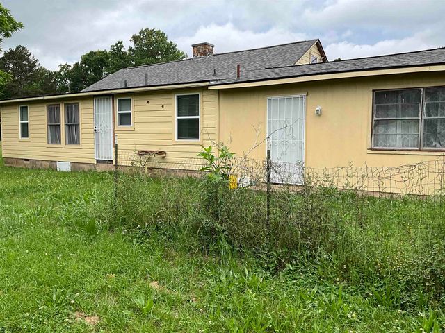 2210 Missouri Ave, Mena, AR 71953