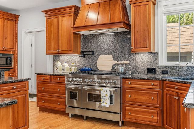 115 Odiorne Point Road, Portsmouth, NH 03801