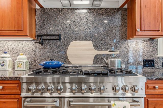 115 Odiorne Point Road, Portsmouth, NH 03801