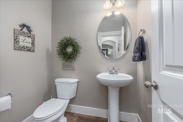 1552 Saddle Mountain Ave, Middleton, ID 83644