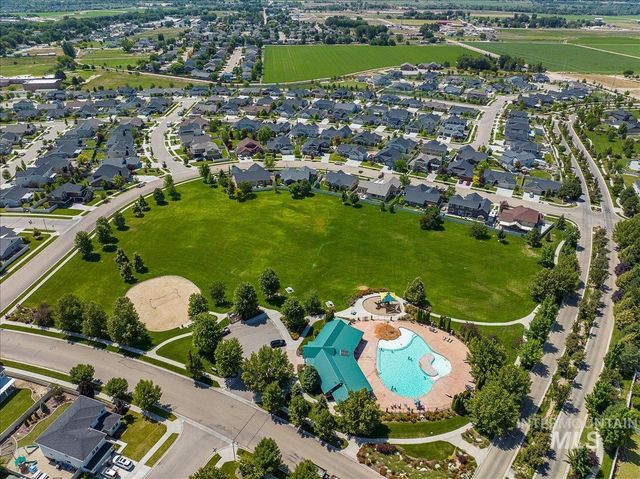 1552 Saddle Mountain Ave, Middleton, ID 83644
