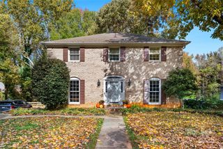 7116 Hollyhouse Drive, Charlotte, NC 28215