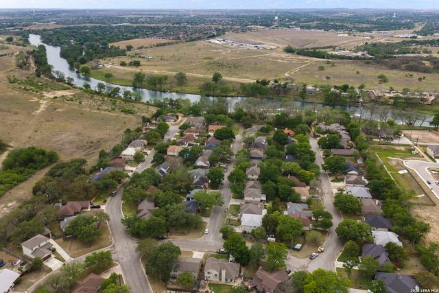 981 Rio Verde, New Braunfels, TX 78130