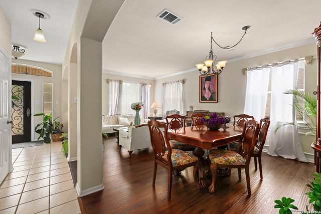 981 Rio Verde, New Braunfels, TX 78130