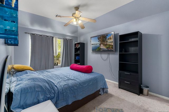 981 Rio Verde, New Braunfels, TX 78130