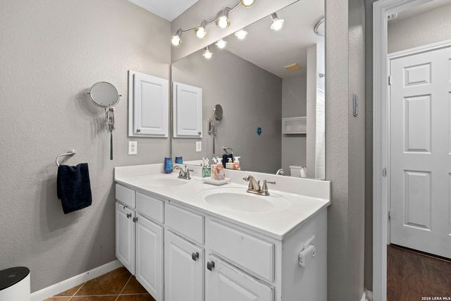 981 Rio Verde, New Braunfels, TX 78130